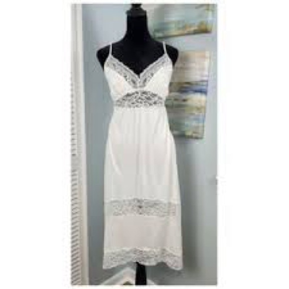 VTG 90's SEARS Women's White Laced Anti-Cling Antron Ill Nylon Full Slip size 8 - Picture 11 of 11